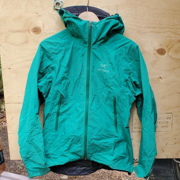 Arc'teryx Jackets & Blazers - Arcteryx rain jacket goretex